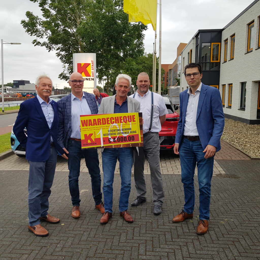 Kreunen Bouw doneert 4000 euro aan het herstel van de Belvédère